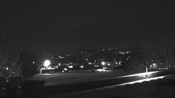 Weather camera view of Haverstraw Elementary School.