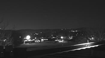 Weather camera view of Haverstraw Elementary School.