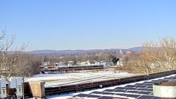 Weather camera view of Haverstraw Elementary School.