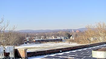 Weather camera view of Haverstraw Elementary School.