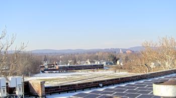 Weather camera view of Haverstraw Elementary School.