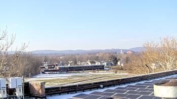 Weather camera view of Haverstraw Elementary School.