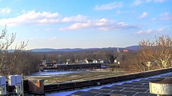 Weather camera view of Haverstraw Elementary School.