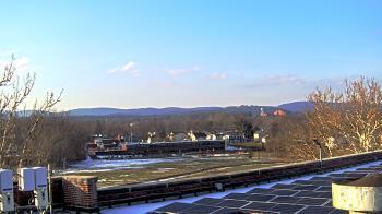 Weather camera view of Haverstraw Elementary School.