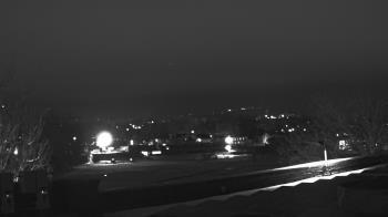 Weather camera view of Haverstraw Elementary School.