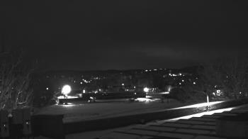 Weather camera view of Haverstraw Elementary School.