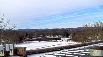 Weather camera view of Haverstraw Elementary School.