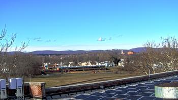 Weather camera view of Haverstraw Elementary School.