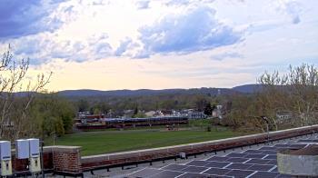 Weather camera view of Haverstraw Elementary School.