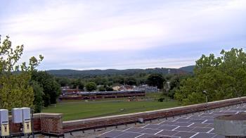 Weather camera view of Haverstraw Elementary School.