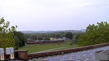 Weather camera view of Haverstraw Elementary School.