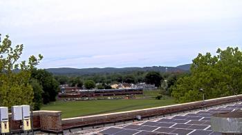 Weather camera view of Haverstraw Elementary School.