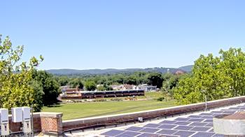 Weather camera view of Haverstraw Elementary School.