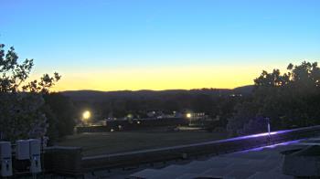 Weather camera view of Haverstraw Elementary School.