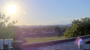 Weather camera view of Haverstraw Elementary School.