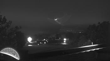 Weather camera view of Haverstraw Elementary School.