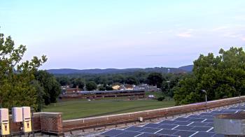 Weather camera view of Haverstraw Elementary School.