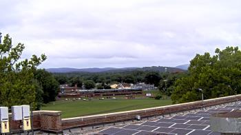 Weather camera view of Haverstraw Elementary School.