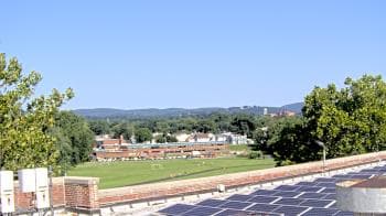 Weather camera view of Haverstraw Elementary School.