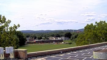 Weather camera view of Haverstraw Elementary School.
