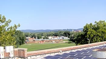 Weather camera view of Haverstraw Elementary School.
