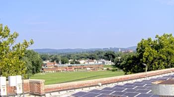 Weather camera view of Haverstraw Elementary School.