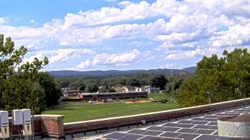 Weather camera view of Haverstraw Elementary School.