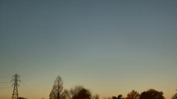 Weather camera view of Woodmere MS.