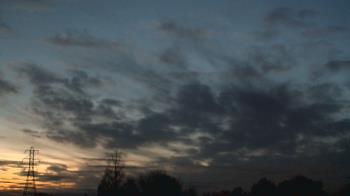 Weather camera view of Woodmere MS.