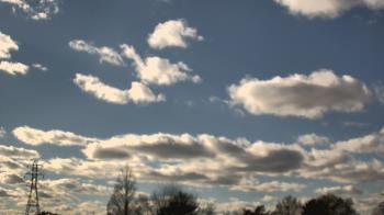 Weather camera view of Woodmere MS.