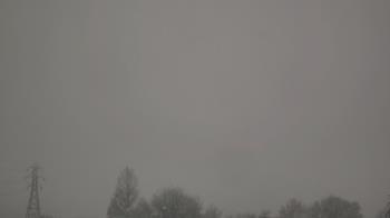 Weather camera view of Woodmere MS.