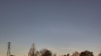 Weather camera view of Woodmere MS.