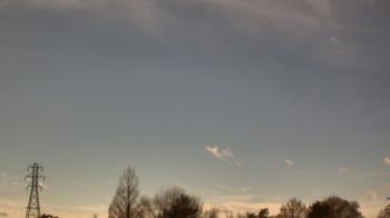 Weather camera view of Woodmere MS.