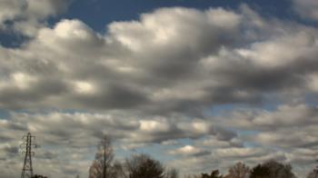 Weather camera view of Woodmere MS.