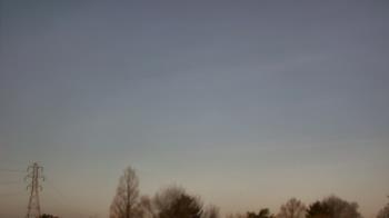 Weather camera view of Woodmere MS.