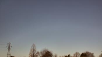 Weather camera view of Woodmere MS.