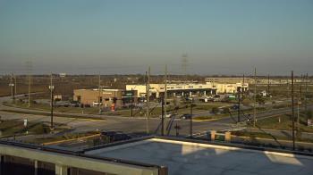 Weather camera view of Iowa Colony Police Department.