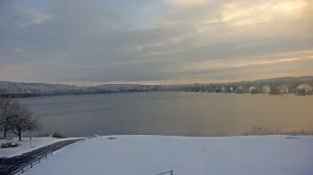 Weather camera view of John Wright Restaurant.