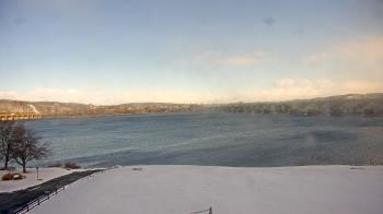 Weather camera view of John Wright Restaurant.