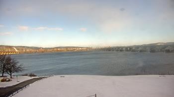 Weather camera view of John Wright Restaurant.