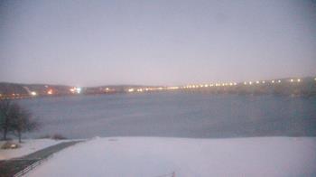 Weather camera view of John Wright Restaurant.