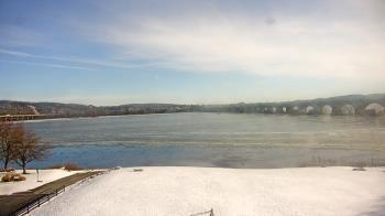 Weather camera view of John Wright Restaurant.