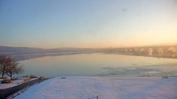 Weather camera view of John Wright Restaurant.