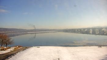 Weather camera view of John Wright Restaurant.