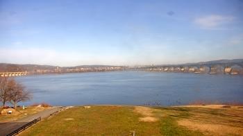 Weather camera view of John Wright Restaurant.