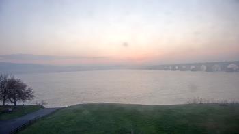 Weather camera view of John Wright Restaurant.