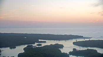 Weather camera view of Kalea Bay.