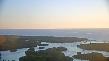 Weather camera view of Kalea Bay.