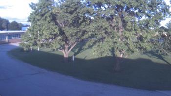 Weather camera view of Goessel ES.