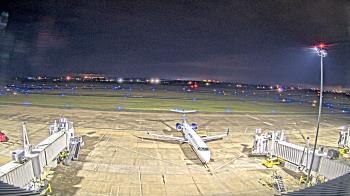Weather camera view of Lake Charles Rgnl Arpt terminal bldg.